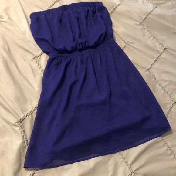 Express strapless chiffon dress - Picture 2 of 3